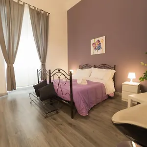 Tra L'etna E Il Mare Bed & Breakfast